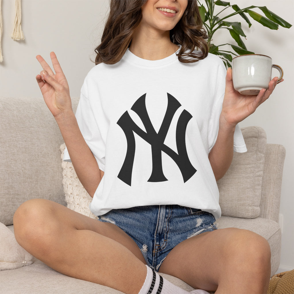 NY Yankee - Baseball Logo T-Shirt