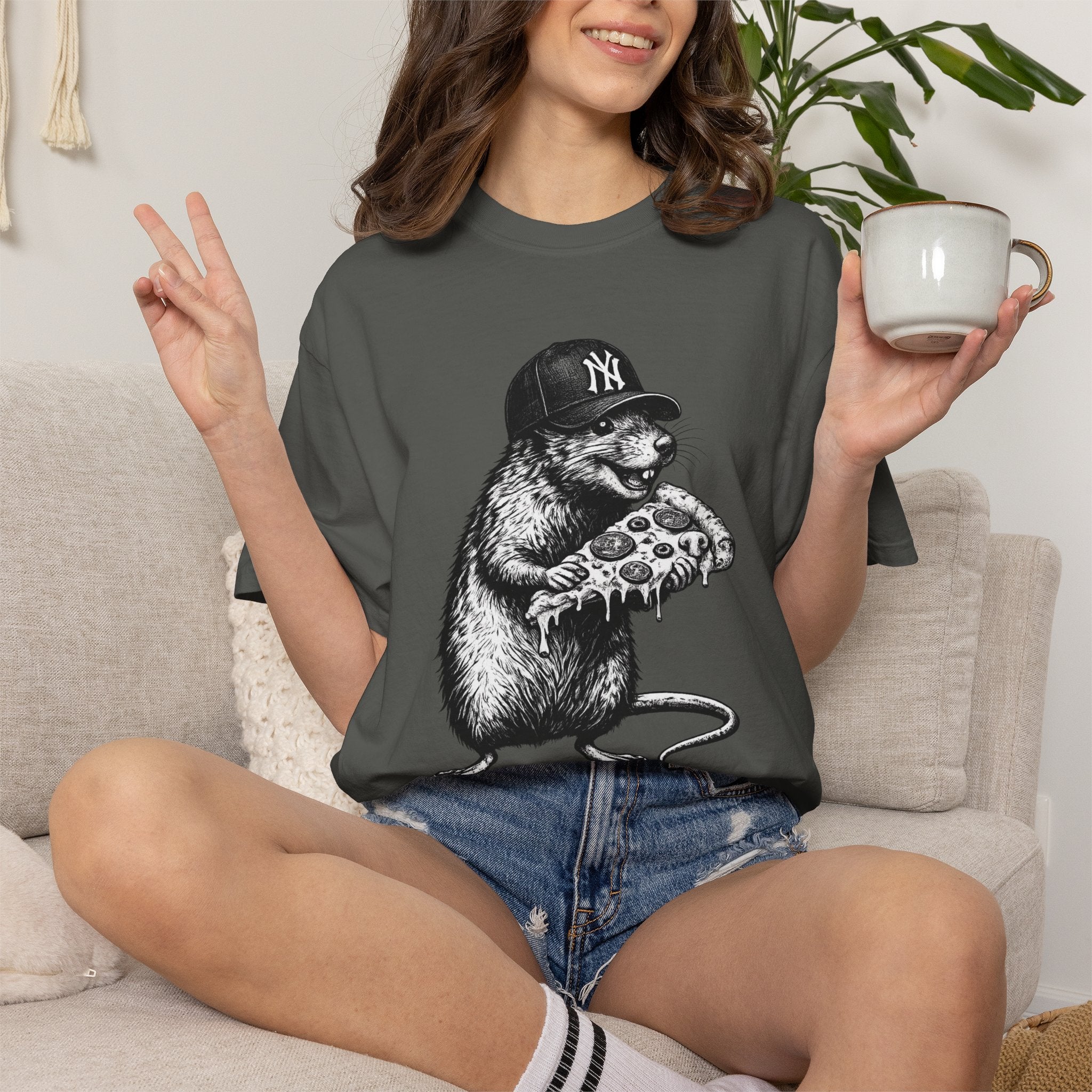 NY Rat with Pizza Graphic Tee