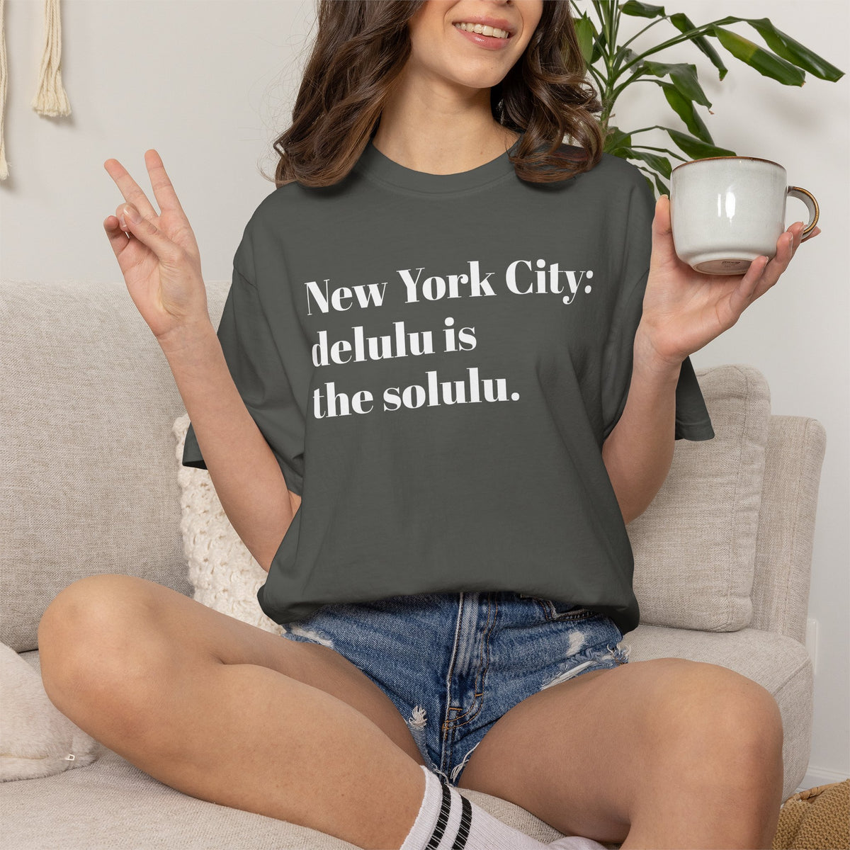 New York City. Delulu is the solulu. Tee Shirt